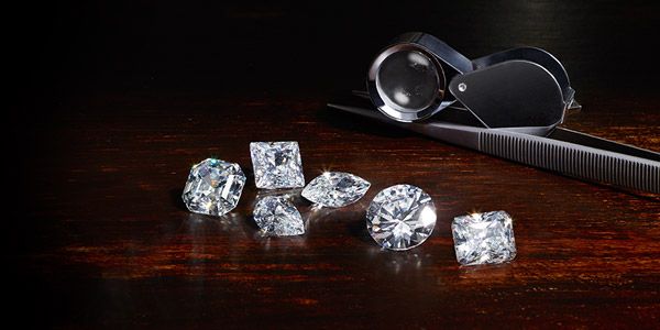 diamanti con strumenti